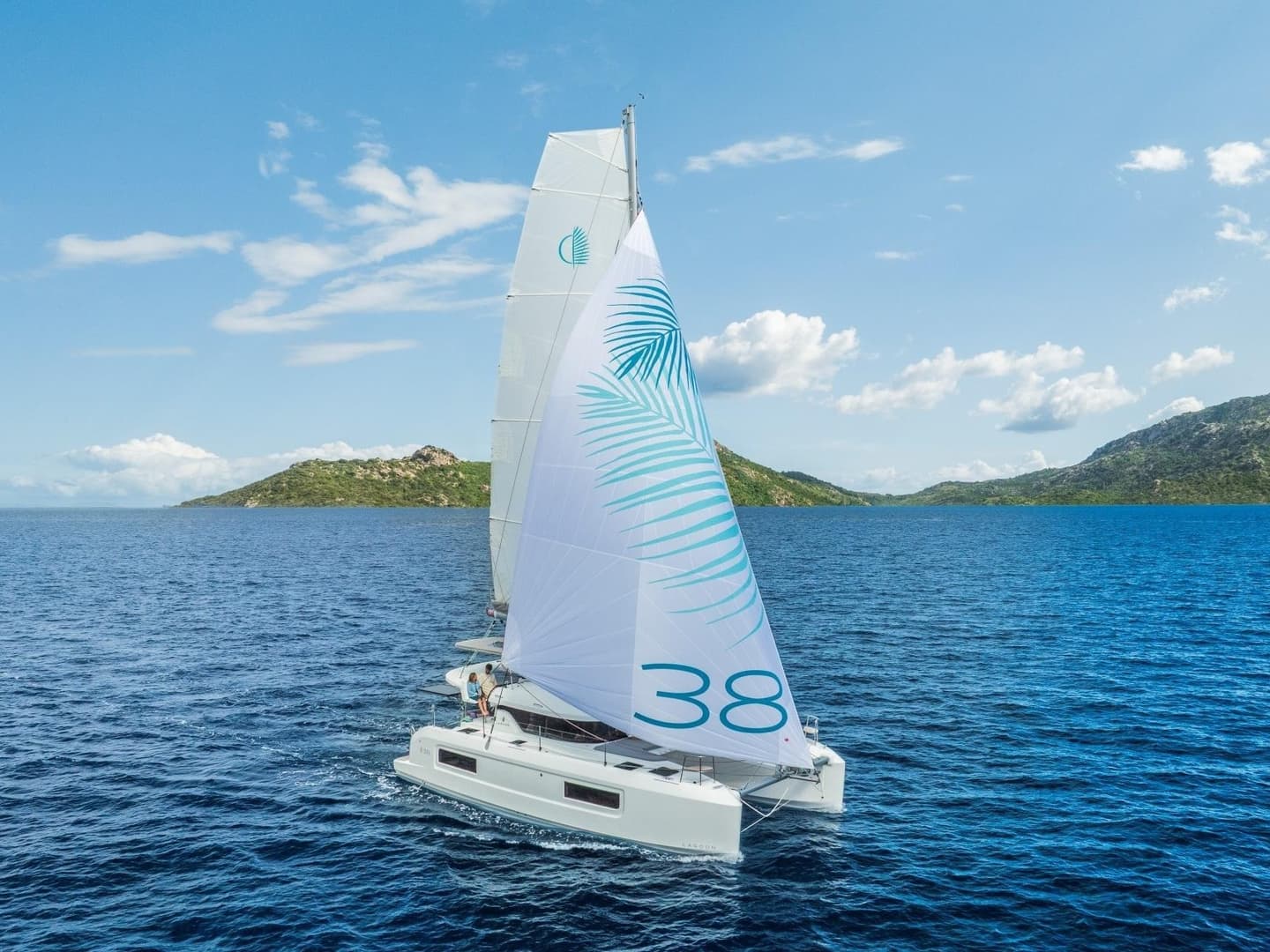 Iraz, a 19.5m catamaran - photo 3